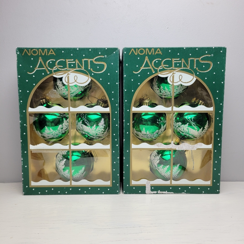 Vtg Noma Accents Green Glass Ball Ornaments Mica Glitter Painted Mercury Glass